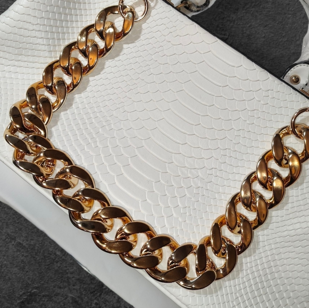 Acrylic Chunky Bright Gold Tone Bag Purse Chain